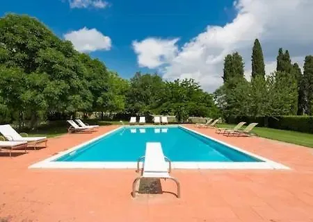 Historic Tuscan Castle With Private Pool Vakantiehuis