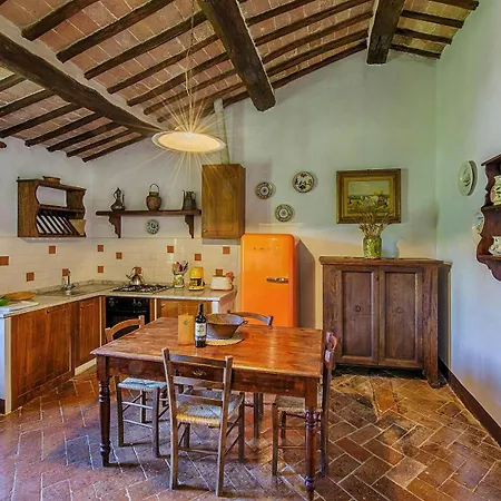 Historic Tuscan Castle With Private Pool Vakantiehuis *